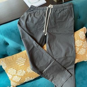 Pact women’s twill roll up pants in color: storm